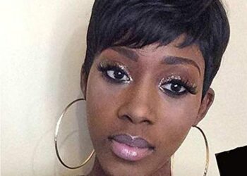 Divine Hair Short Pixie Cut Hair Short Mixed Gray Hairstyles Synthetic Wigs For Women Heat Resistant Hairpieces Women’s Fashion Wigs (Black)