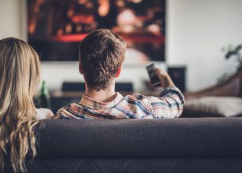 No more guilty parents for allowing your kids to watch tv: the read theory proves tv to be beneficial for reading skills