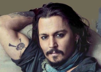 Johnny Depp (2017) Fashion Style || Haircut, Body, Beard, Lifestyle, Tattoo Photos!!!
