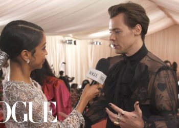 Harry Styles on His Sheer Gucci Outfit and Being Met Gala Co-Chair | Met Gala 2019 With Liza Koshy