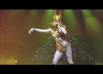 Lady Gaga – Fashion ('The Monster Ball Tour' Starring: Lady Gaga)