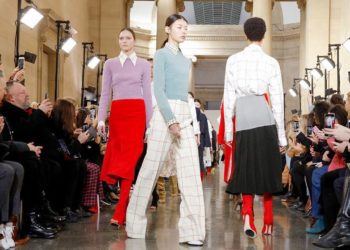 Victoria Beckham | Fall Winter 2019/2020 Full Fashion Show | Exclusive