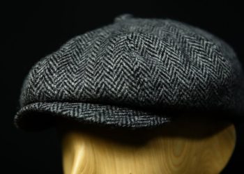 Peaky Blinders – Herringbone Harris Tweed Flat Cap | by Sterkowski