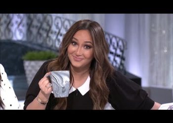 Kim Kardashian West Calls Out Fashion Nova