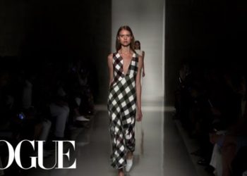 Victoria Beckham Spring 2016 Ready-to-Wear