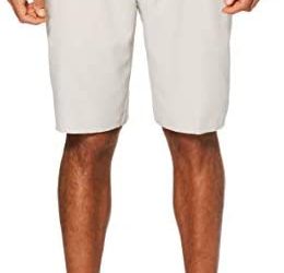PGA TOUR Men’s Expandable Flat Front Golf Short