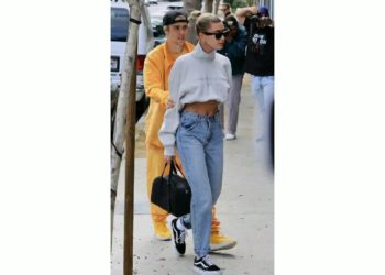 15 Hailey baldwin bieber's street style outfits ,hairstyle, makeup ideas 2024