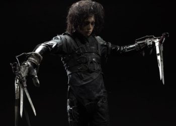 Lot #160 EDWARD SCISSORHANDS (1990) – Edward Scissorhands' (Johnny Depp) Costume Display