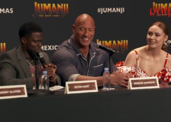 #KevinHart tries to speak in Spanish|  JUMANJI PRESS CONFERENCE