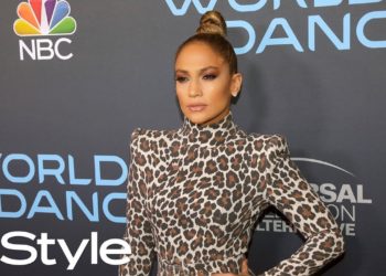 Jennifer Lopez's Sleek Top Knot Hair Tutorial | InStyle