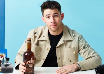 10 Things Nick Jonas Can't Live Without | GQ