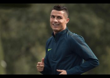 Cristiano Ronaldo – Closer – Fashion Style (Winter Edition) 2016 | HD