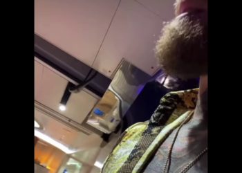 (Luxury life) Conor Mcgregor catches a yellow fish to match his Versace outfit