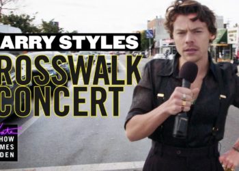 Harry Styles Performs a Crosswalk Concert