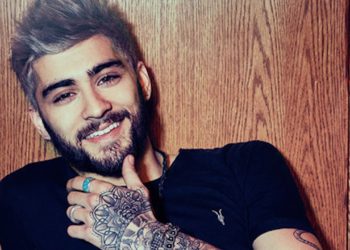 Zayn Malik Collabs With Versace For New Fashion Line! | Hollywire