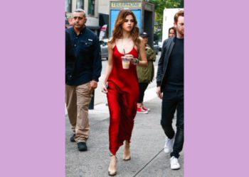 Selena Gomez outfit