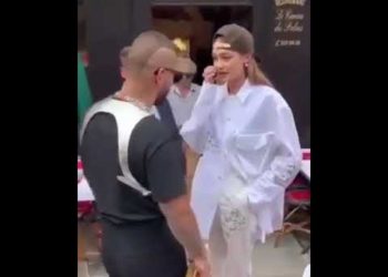 Maluma is talking with Gigi Hadid in Paris Fashion Week 2019 | Zayn Malik | #PFW #pfw19|