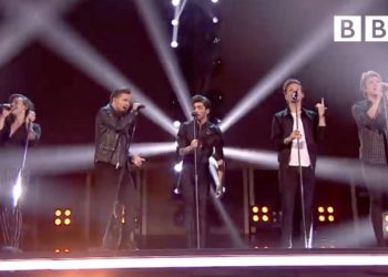 One Direction performs 'Steal My Girl' | BBC Music Awards 2014 – BBC