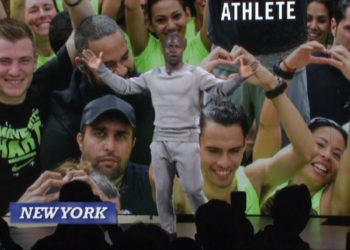 Mega Nike Fan Kevin Hart Speaks For Sportswear