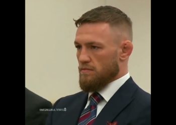Conor McGregor leaving the court like a boss.