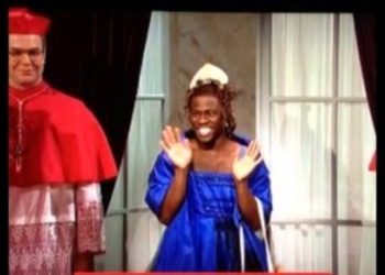 Kevin Hart Wears A Dress On Saturday Night Live! (SNL)