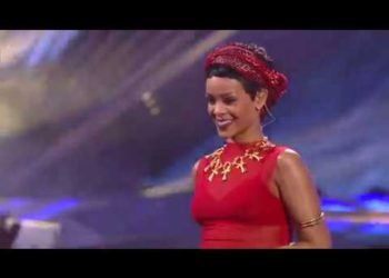 [HD 1080p] Rihanna ft A$AP Rocky & Calvin Harris – Cockiness & We Found Love Live at the VMAS