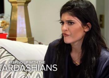 KUWTK | Does Kylie Jenner Know How to Do Laundry? | E!