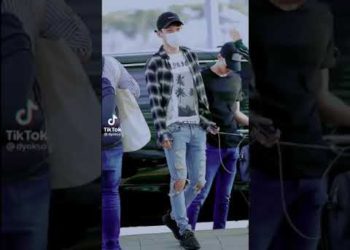 CHEN EXO – FASHION IN AIRPORT