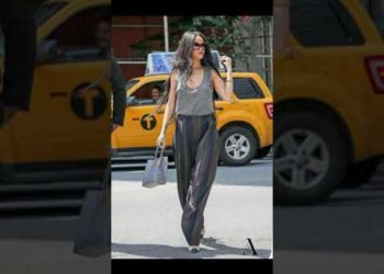 Rihanna – Outfits | Vertical Video | ARTE Videos