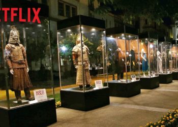 Costume Montage [HD] | Netflix