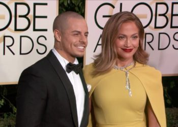 Jennifer Lopez Fashion – Golden Globes 2016