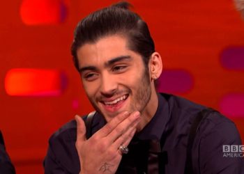 One Direction Review Tweets Reacting to Zayn's Hair – The Graham Norton Show on BBC America