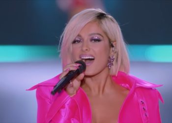Bebe Rexha – I'm A Mess [Live at Victoria’s Secret Fashion Show]