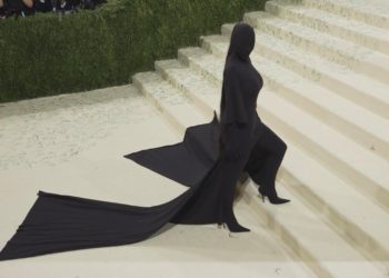 Kim Kardashian Wears Head-to-Toe Black Covering at Met Gala