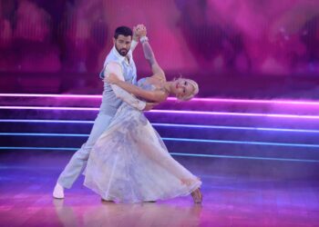 12 Ways Dancing Can Transform Your Body And Brain