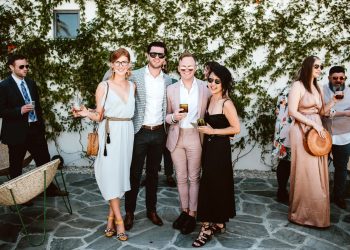8 Outfit Rules All Wedding Guests Need to Follow