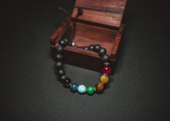 8 Tips for Buying and Wearing Handmade Jewelry