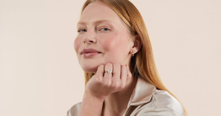 Choosing A Sustainable Engagement Ring: The Benefits Of Lab-grown Diamonds